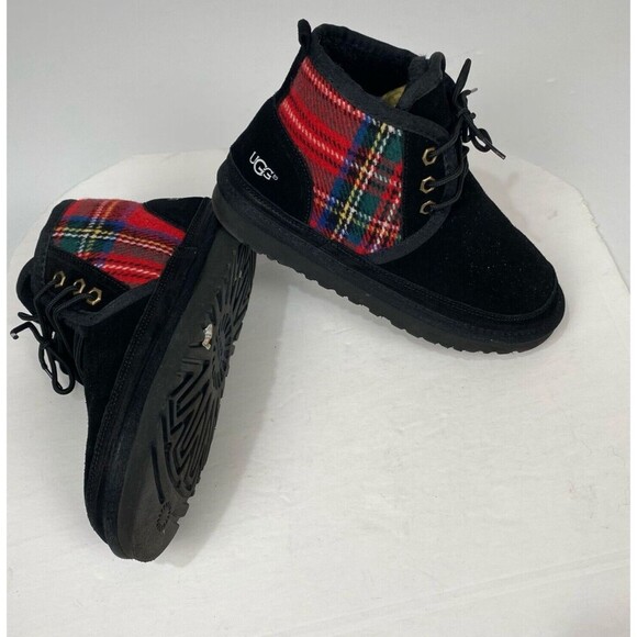UGG boots Big boys size 7 with laces and logo in black and red with checkered. - Picture 9 of 13